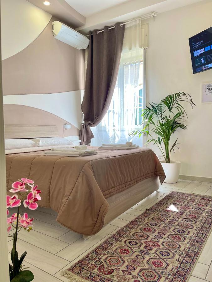 Bed and Breakfast Terrazza Garibaldi Neapel Exterior foto