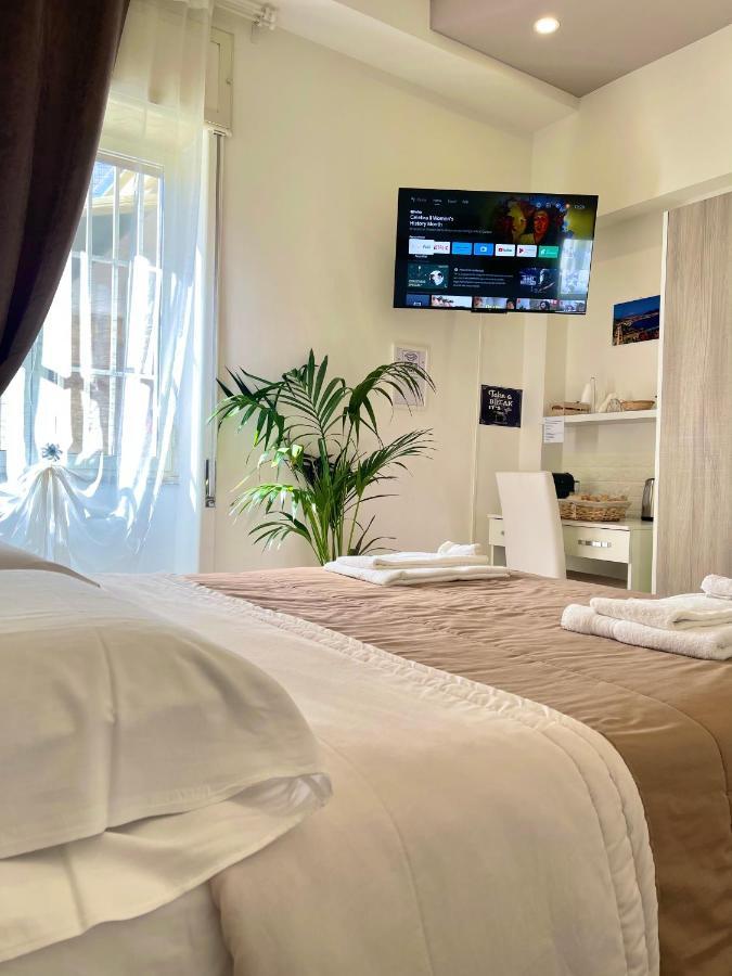 Bed and Breakfast Terrazza Garibaldi Neapel Exterior foto